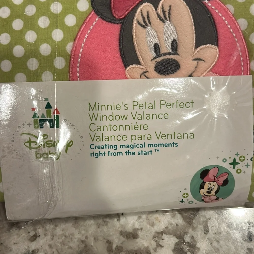 Disney Baby Minnie’s Petal Perfect Window Valance(Pair)